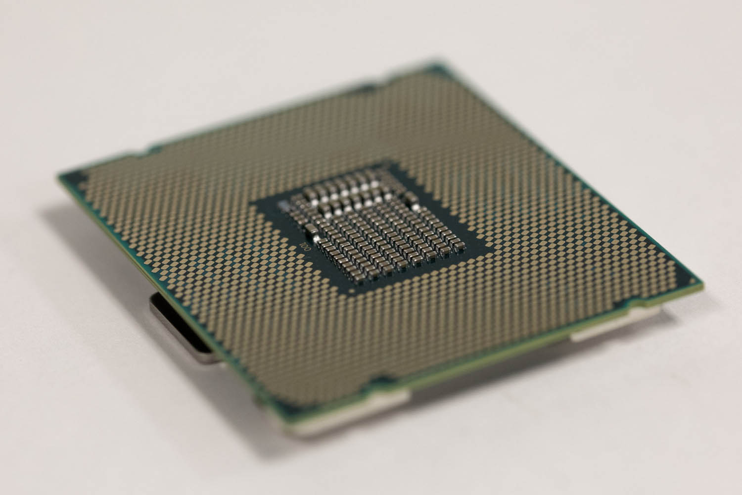 The Intel Core i9-9980XE Review: Slight Iteration