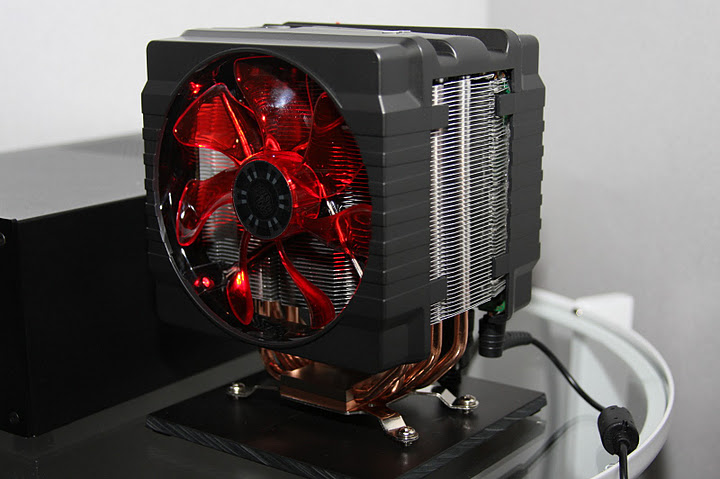 A CPU Cooling Heatsink With Built In Computer From AMD